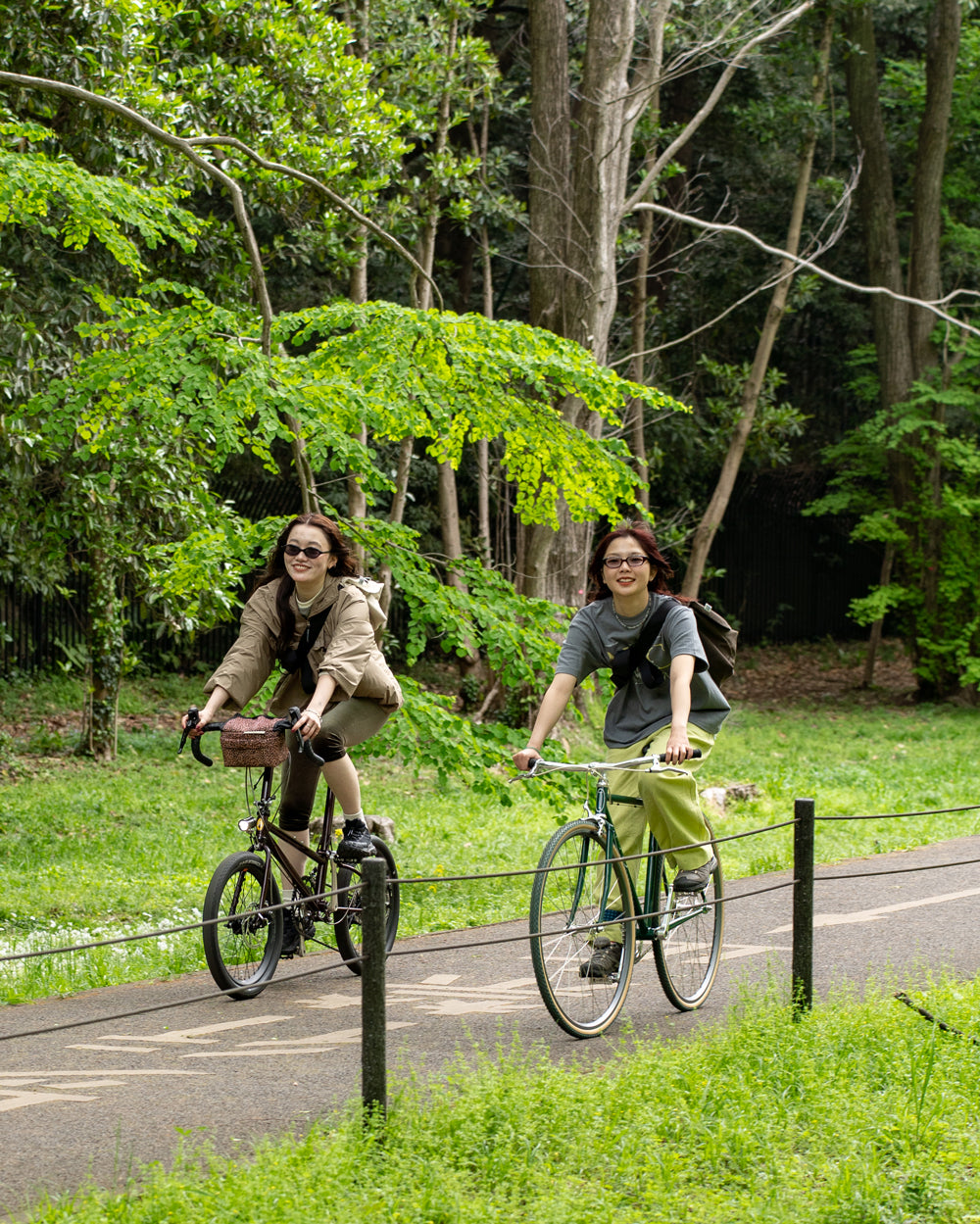 Americana × Friday  "AMERICANA CYCLERY" -Gray