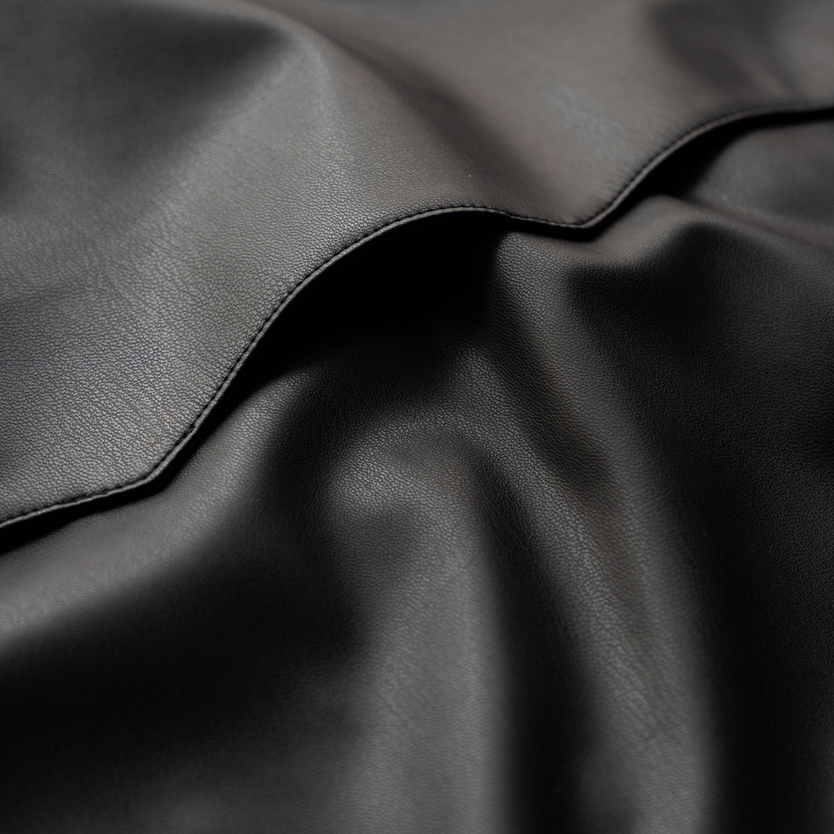 BARACUTA　G4 -Eco leather
