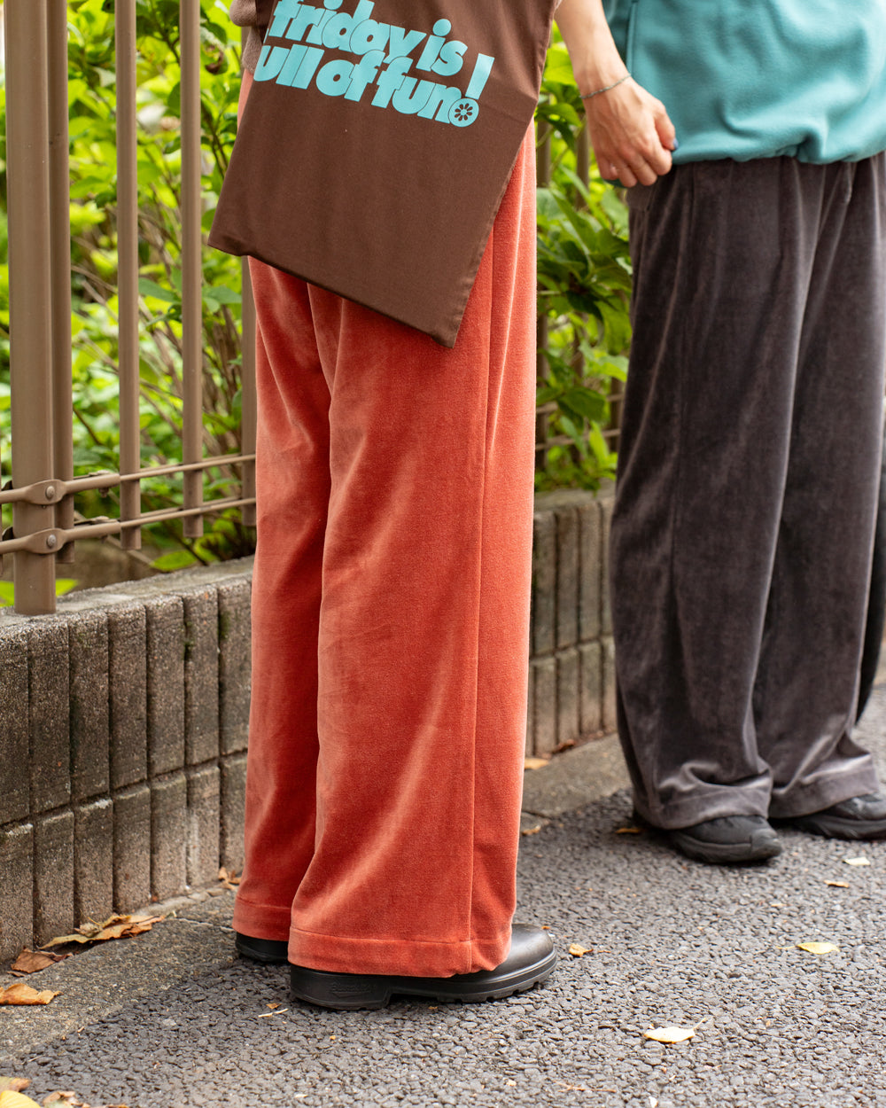 F F F   Easy pants  -Velour "Coral"