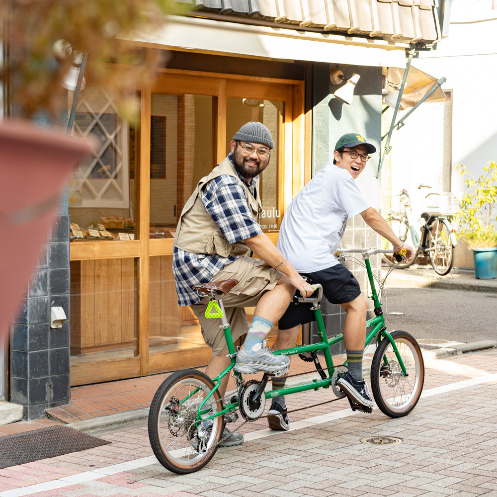 BLUE LUG × Friday  Triangle reflector -Gingham check