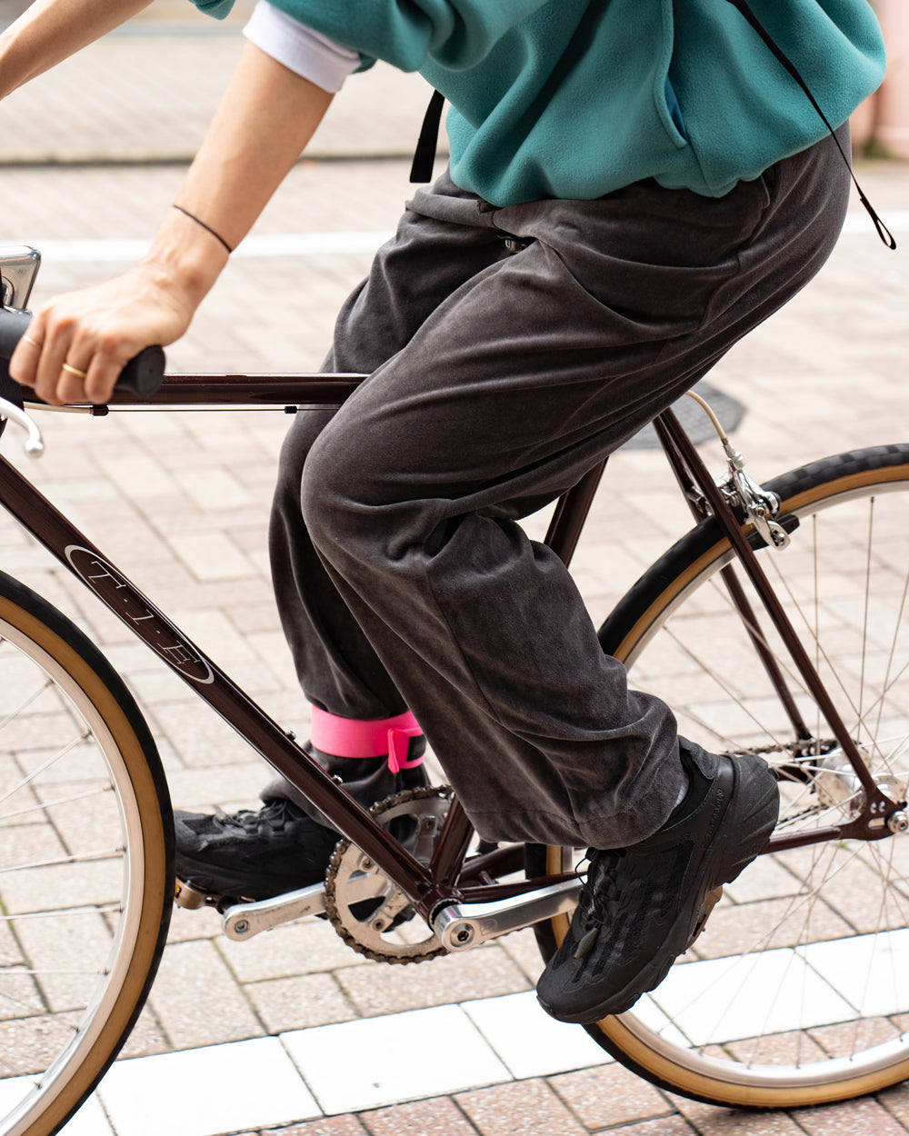 F F F   Easy pants  -Velour "Charcoal"
