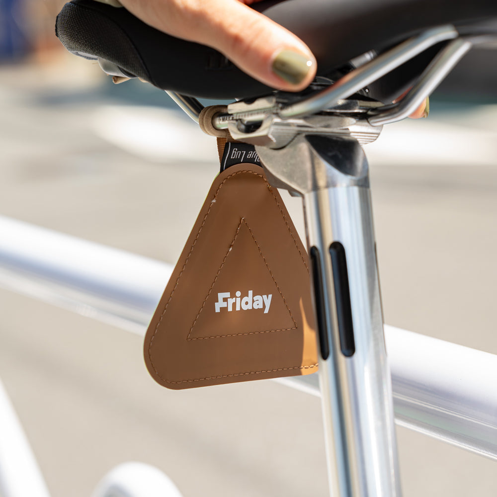 BLUE LUG × Friday  Triangle reflector -Gingham check
