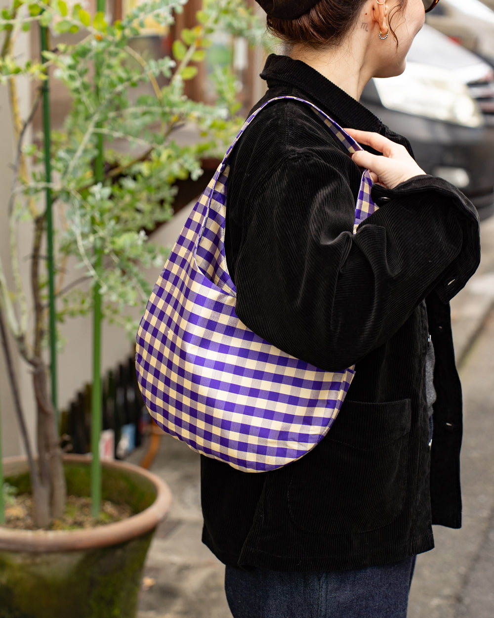 COA NYC  HOBO MINI BAG IN GINGHAM PURPLE IVORY