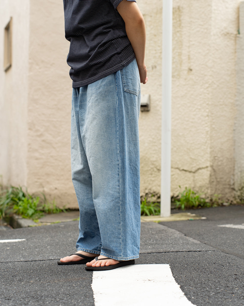HAVERSACK  Wide Tapered Denim -Vintage wash