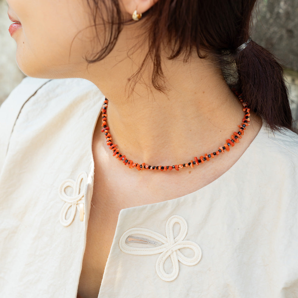 Melanie DeCourcey   Black spinel cubes alternating with coral beads
