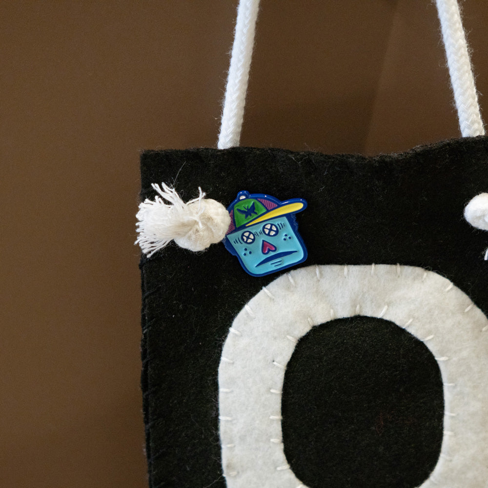 BLUELUG  Original pins