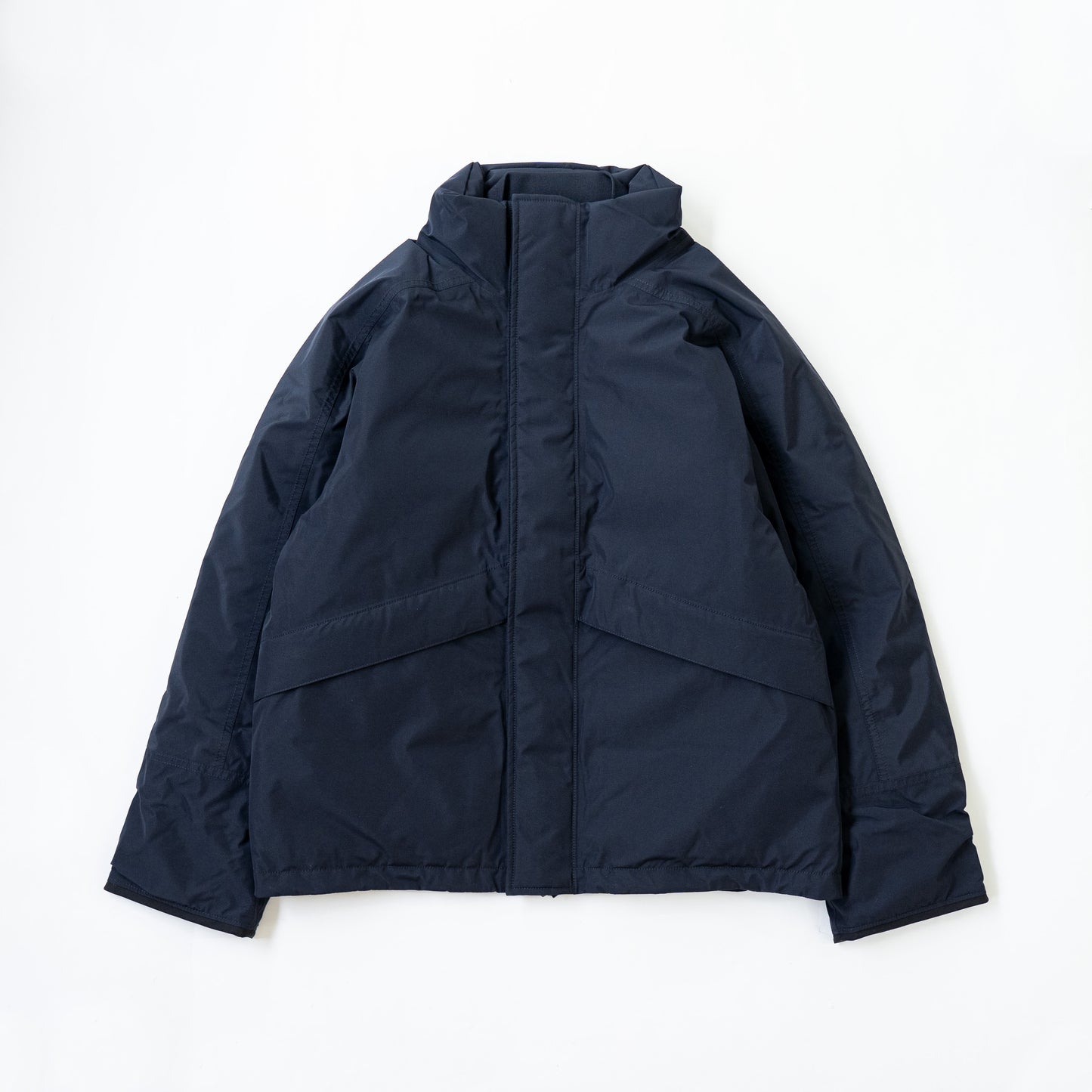 nanamica GORE-TEX Short Down Jacket -Unisex