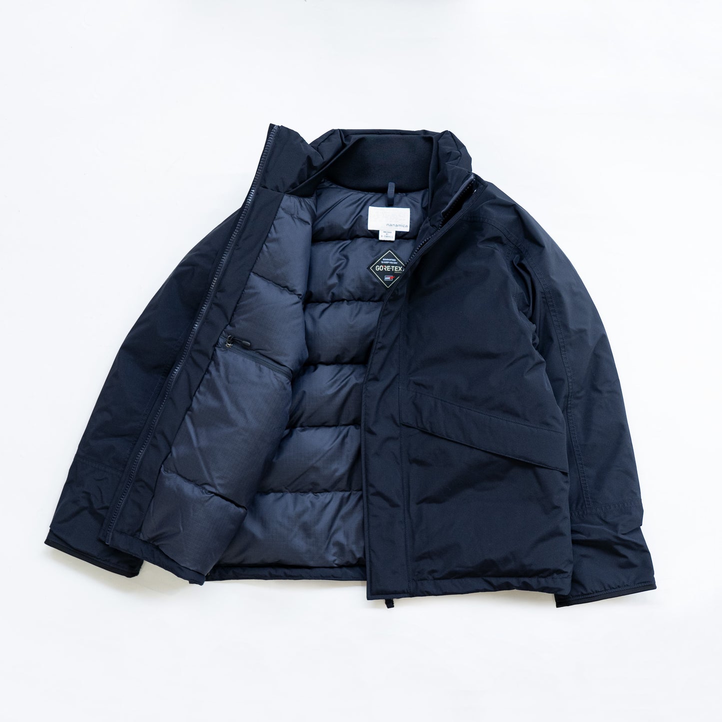 nanamica GORE-TEX Short Down Jacket -Unisex