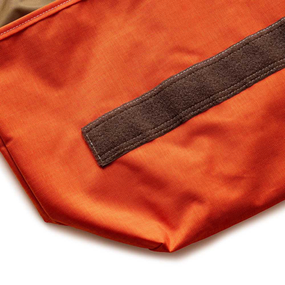 BLUELUG × Friday  The messenger bag "Orange"