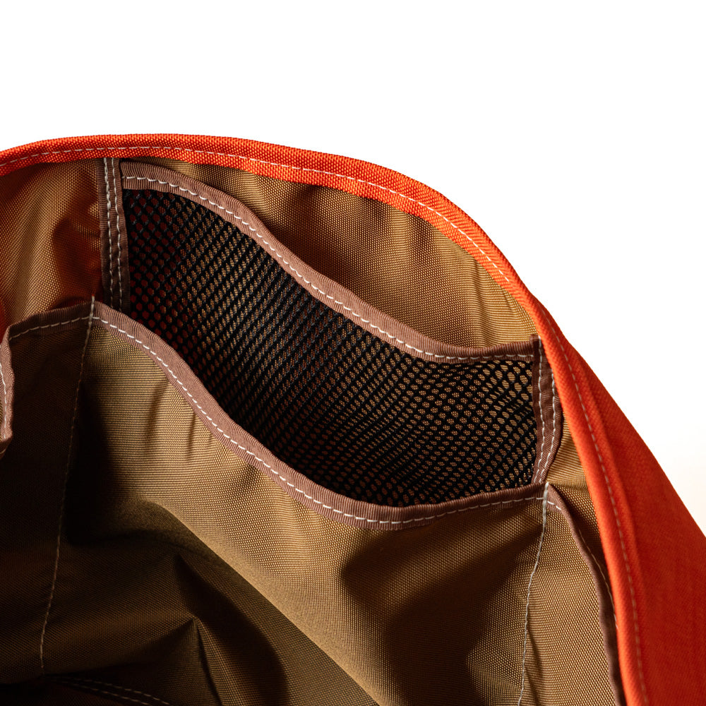BLUELUG × Friday  The messenger bag "Orange"