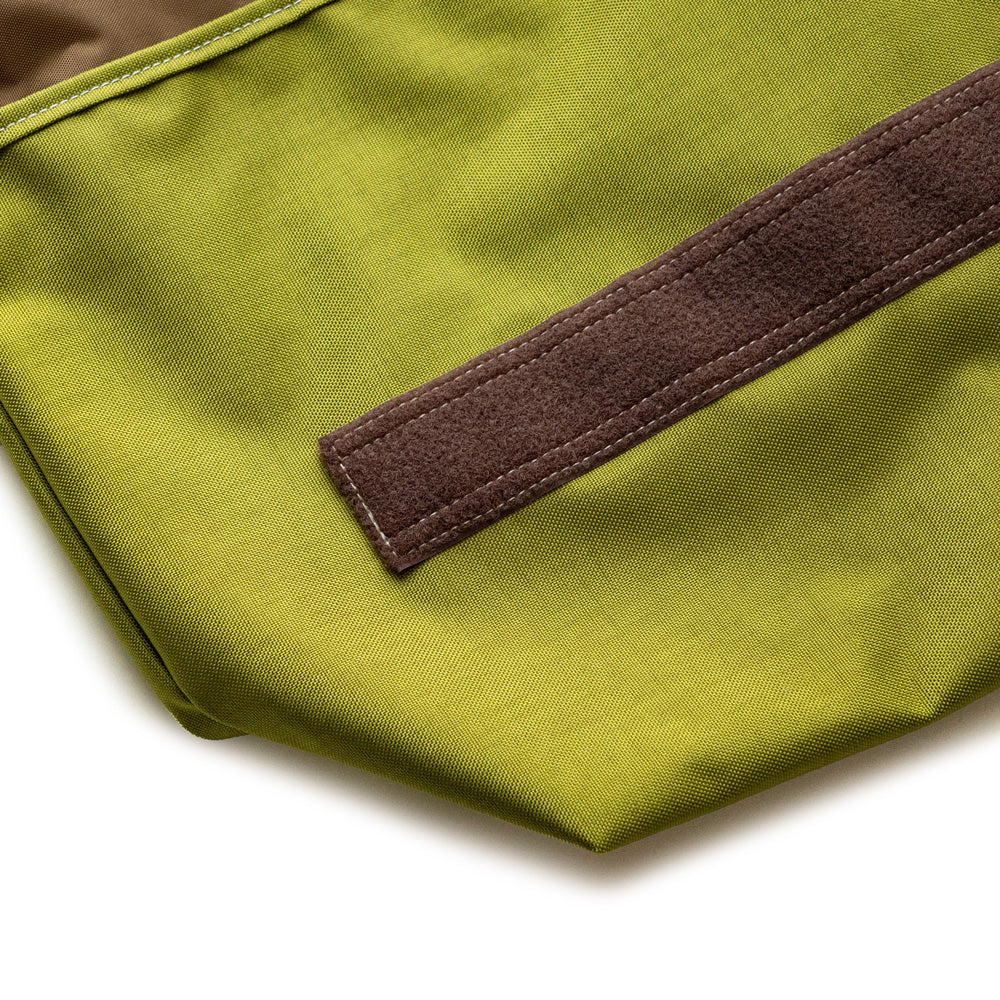 BLUELUG × Friday  The messenger bag "Green"