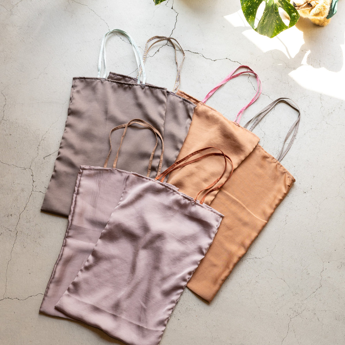 roll Satin Tote