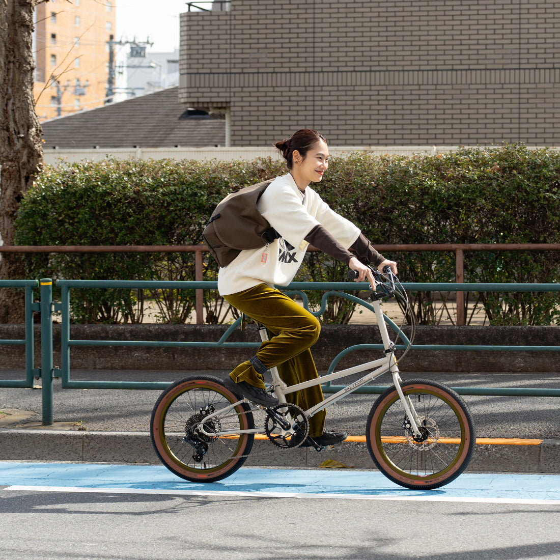 BLUE LUG × Friday SNAP ROLLY -GINGHAM CHECK